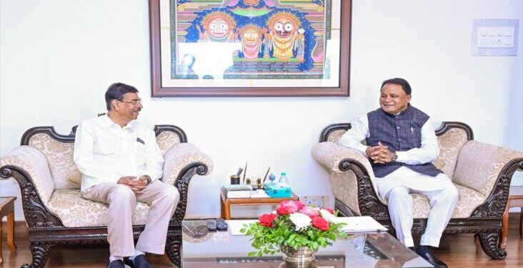 ରାଜ୍ୟପାଳଙ୍କୁ ଭେଟିଲେ ମୁଖ୍ୟମନ୍ତ୍ରୀ