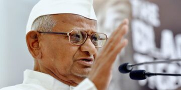 ଦିଲ୍ଲୀରେ କେଜ୍ରିୱାଲଙ୍କ ପରାଜୟ ପରେ ଏମିତି କହିଲେ ଆନ୍ନା ହଜାରେ