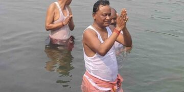 ମହାକୁମ୍ଭରେ ବୁଡ଼ ପକାଇଲେ ମୁଖ୍ୟମନ୍ତ୍ରୀ ମୋହନ ମାଝୀ