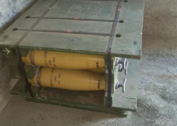 ଟ୍ରେନ ୱାଗନରୁ ୧୨ ବୋମା ଜବତ