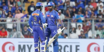 ମୁମ୍ବାଇକୁ ୧୨ ରନରେ ହରାଇଲା ବେଙ୍ଗାଲୁରୁ