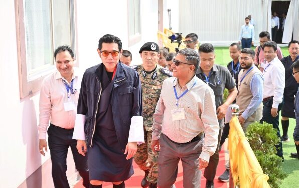 ଜୋଗିଘୋପା ଏମଏମଏଲପି ପରିଦର୍ଶନ କଲେ ଭୂଟାନ ରାଜା : ପ୍ରସ୍ତୁତିକୁ କଲେ ପ୍ରଶଂସା