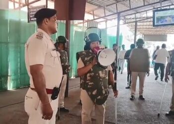 ଭୁବନେଶ୍ୱର ରେଲୱେ ଷ୍ଟେସନରେ ଫ୍ଲାଗ ମାର୍ଚ୍ଚ