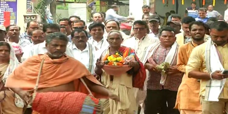 ବିଶ୍ବପ୍ରସିଦ୍ଧ ପୁରୀ ରଥଯାତ୍ରା ପାଇଁ ପ୍ରସ୍ତୁତି ଆରମ୍ଭ : ରଥକାଠ ଚିରଟ ଅନୁକୂଳ