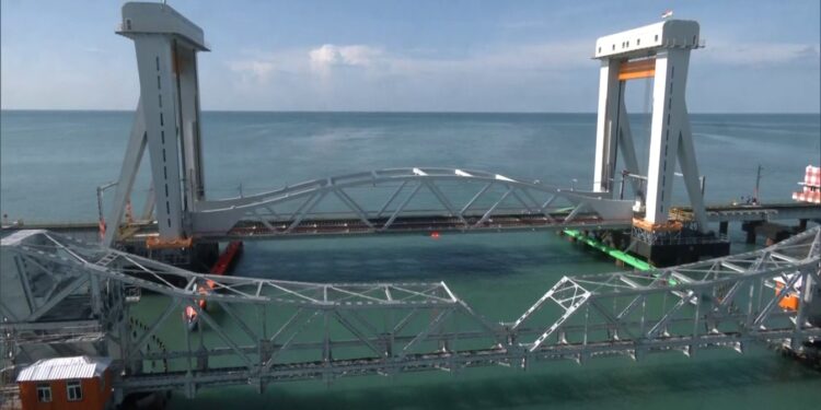 ରାମେଶ୍ଵରମରେ ପମ୍ବନ ସେତୁର ଉଦଘାଟନ କଲେ ପ୍ରଧାନମନ୍ତ୍ରୀ