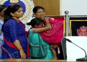 ୩ ଦିନ ପରେ ମାଆ କୋଳକୁ ଫେରିଲା ଅପହୃତ ଶିଶୁ