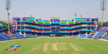 ବୋମାରେ ଉଡ଼ାଇ ଦେବାକୁ ଅରୁଣ ଜେଟଲି ଷ୍ଟାଡିୟମକୁ ଧମକ