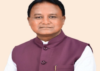 ବସ୍ତିବାସିନ୍ଦାଙ୍କୁ ସମସ୍ତ ମୌଳିକ ସୁବିଧା ଯୋଗାଇ ଦେବା ଉପରେ ମୁଖ୍ୟମନ୍ତ୍ରୀଙ୍କ ଗୁରୁତ୍ବ