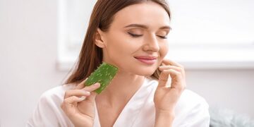 ରାତିରେ ଶୋଇବା ପୂର୍ବରୁ ଲଗାନ୍ତୁ ଆଲୋଭେରା ଜେଲ୍, ମିଳିବ ଆଶ୍ଚର୍ଯ୍ୟଜନକ ଲାଭ