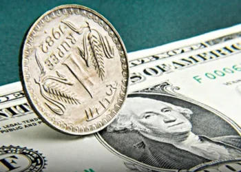 ଡଲାର ତୁଳନାରେ ଶକ୍ତିଶାଳୀ ହେଲା ଟଙ୍କା, ଭାଙ୍ଗିଲା ବର୍ଷକର ରେକର୍ଡ