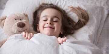 ରାତ୍ରୀରେ ଆପଣଙ୍କ ପିଲାକୁ ଶୁଆଇବା ସମୟରେ ଅସୁବିଧା ହେଉଛି କି? ନିଶ୍ଚତ ଫଲୋ କରନ୍ତୁ ଏହି ଟପ୍ସ