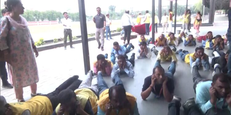 କାଲିଠୁ ୭ ଦିନ ମକଡ୍ରିଲ୍, ଓଡ଼ିଶାର ୧୨ ଜିଲ୍ଲାରେ ବାଜିବ ସାଇରନ୍