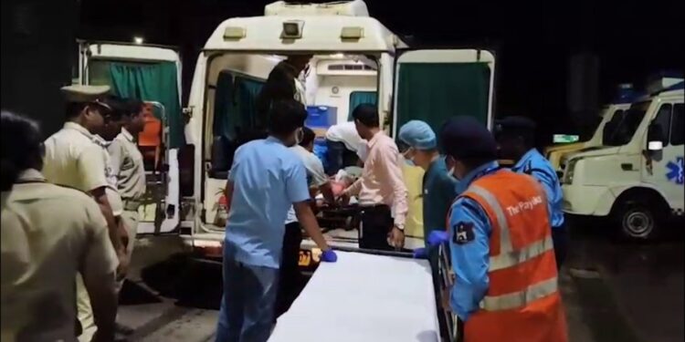 କମ୍ବିଂ ଅପରେସନ ସମୟରେ ବିସ୍ଫୋରଣ : ସିଆରପିଏଫ ଯବାନ ଗୁରୁତର ଆହତ