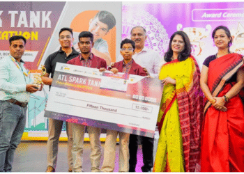 ଡିଏଭି ବେଦାନ୍ତ ଇଣ୍ଟରନ୍ୟାସନାଲ ସ୍କୁଲର ଯୁବ ଉଦ୍ଭାବକ ଦୃଷ୍ଟିହୀନଙ୍କ ପାଇଁ ଏଆଇ ସମାଧାନ ସହିତ ଜିତିଛନ୍ତି ରାଜ୍ୟସ୍ତରୀୟ ଆଇଡିଆଥନ୍