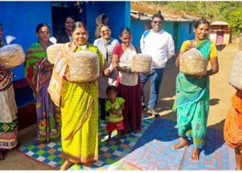 କାଶୀପୁରରେ ଛତୁ ଚାଷ ଜରିଆରେ ଗ୍ରାମୀଣ ମହିଳାମାନଙ୍କୁ ସଶକ୍ତ କରୁଛି ବେଦାନ୍ତ ଆଲୁମିନିୟମ