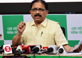 ଦେବାଶିଷ ବିଜେଡି ଛାଡ଼ିବା ପରେ ଏମିତି କହିଲା ଦଳ