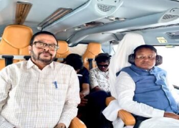 ଆକାଶ ମାର୍ଗରୁ ବନ୍ୟାଞ୍ଚଳ ପରିଦର୍ଶନ କଲେ ମୁଖ୍ୟମନ୍ତ୍ରୀ