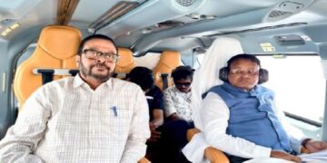 ଆକାଶ ମାର୍ଗରୁ ବନ୍ୟାଞ୍ଚଳ ପରିଦର୍ଶନ କଲେ ମୁଖ୍ୟମନ୍ତ୍ରୀ