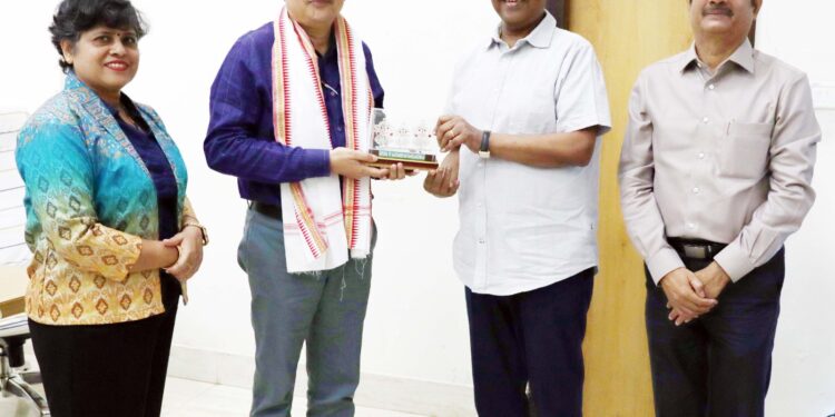 ମାଷ୍ଟର ଟିଚର’ ସମ୍ମାନ ନିମନ୍ତେ ସୋଆ ଉପଦେଷ୍ଟା ପ୍ରଫେସର ଲଳିତ କୁମାର ମେହେର ମନୋନୀତ